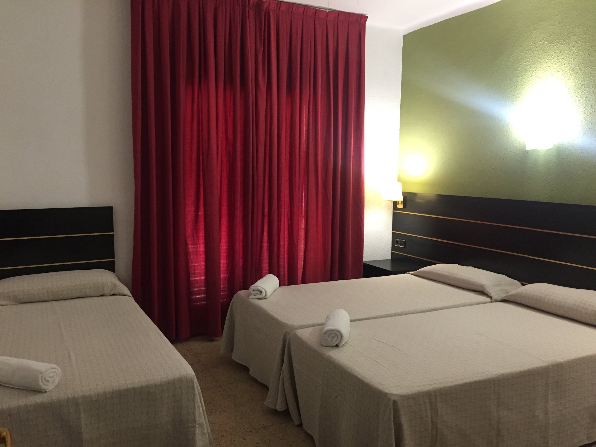 Hotel Proa-Astor by null