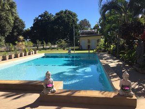 Jackaroo Motel in Mareeba, image may contain: Villa, Hotel, Resort, Pool