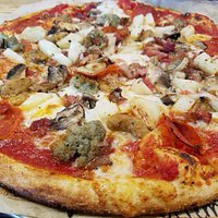Build your own pizza, Regular thin crust.