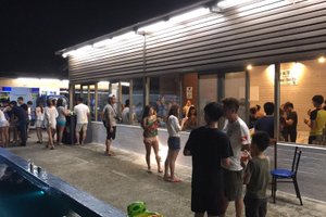餐飲