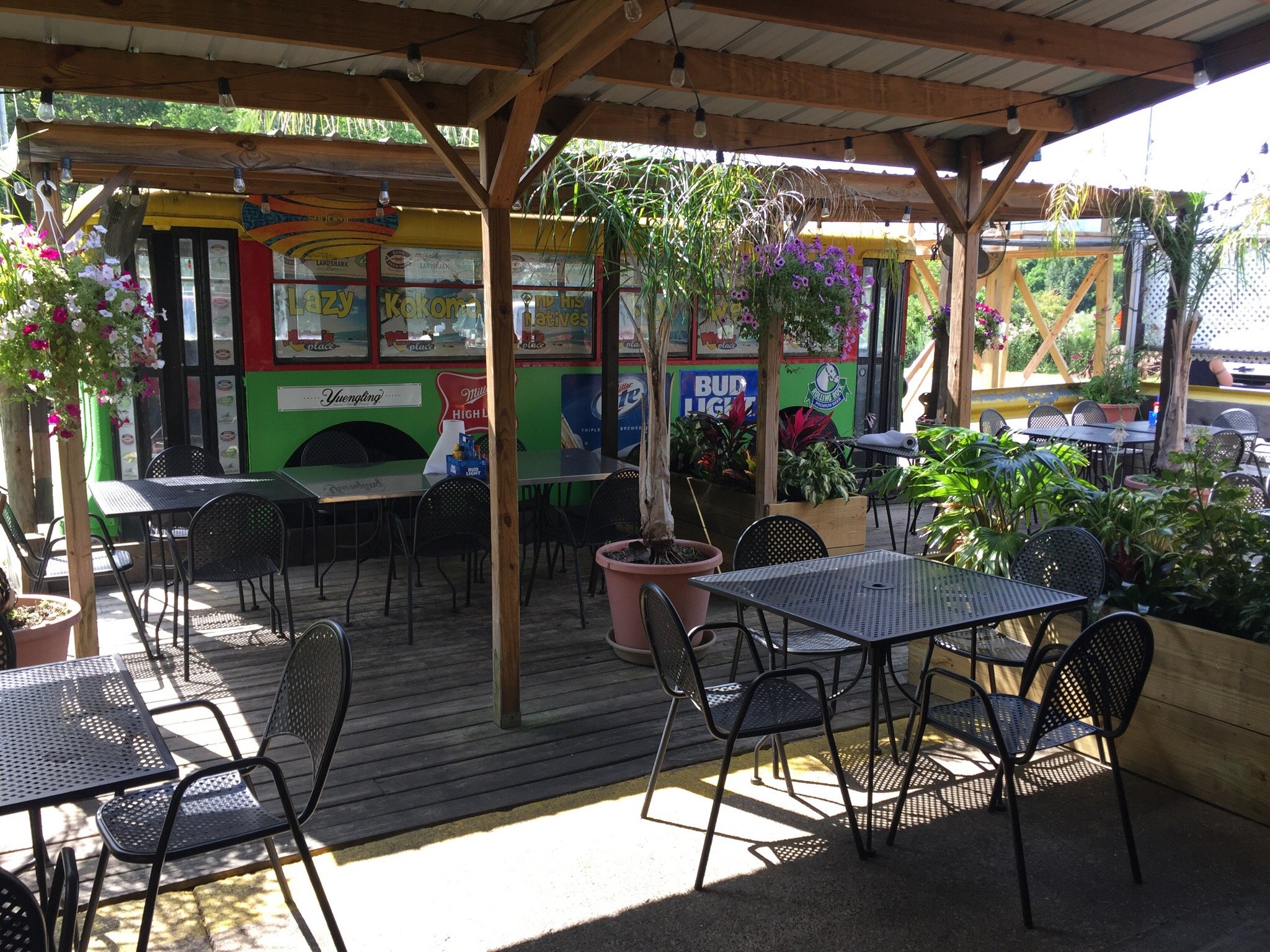 Hudson restaurants with top outdoor seating