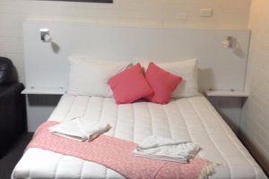 Room & Suite