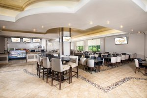 Caesars Southern Indiana in Elizabeth, image may contain: Restaurant, Dining Room, Dining Table, Cafeteria