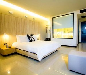 Luxe Deluxe Room (Breeze)