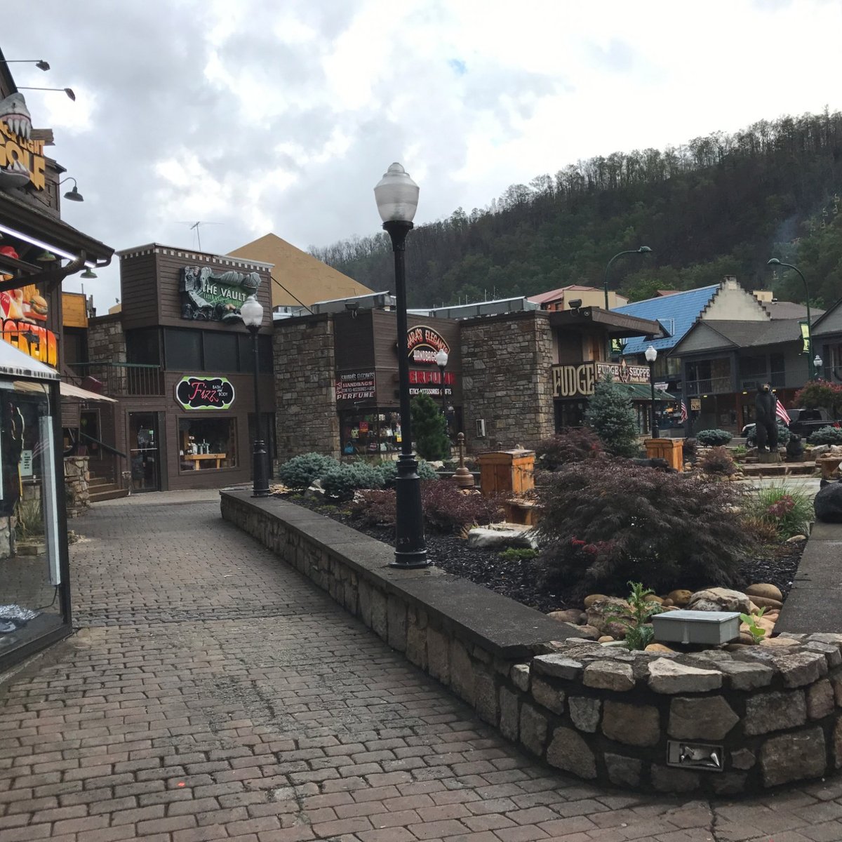 Downtown Gatlinburg Shopping Map Reagan Terrace Mall (Gatlinburg) - 2022 What To Know Before You Go