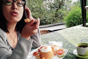 Bersantap