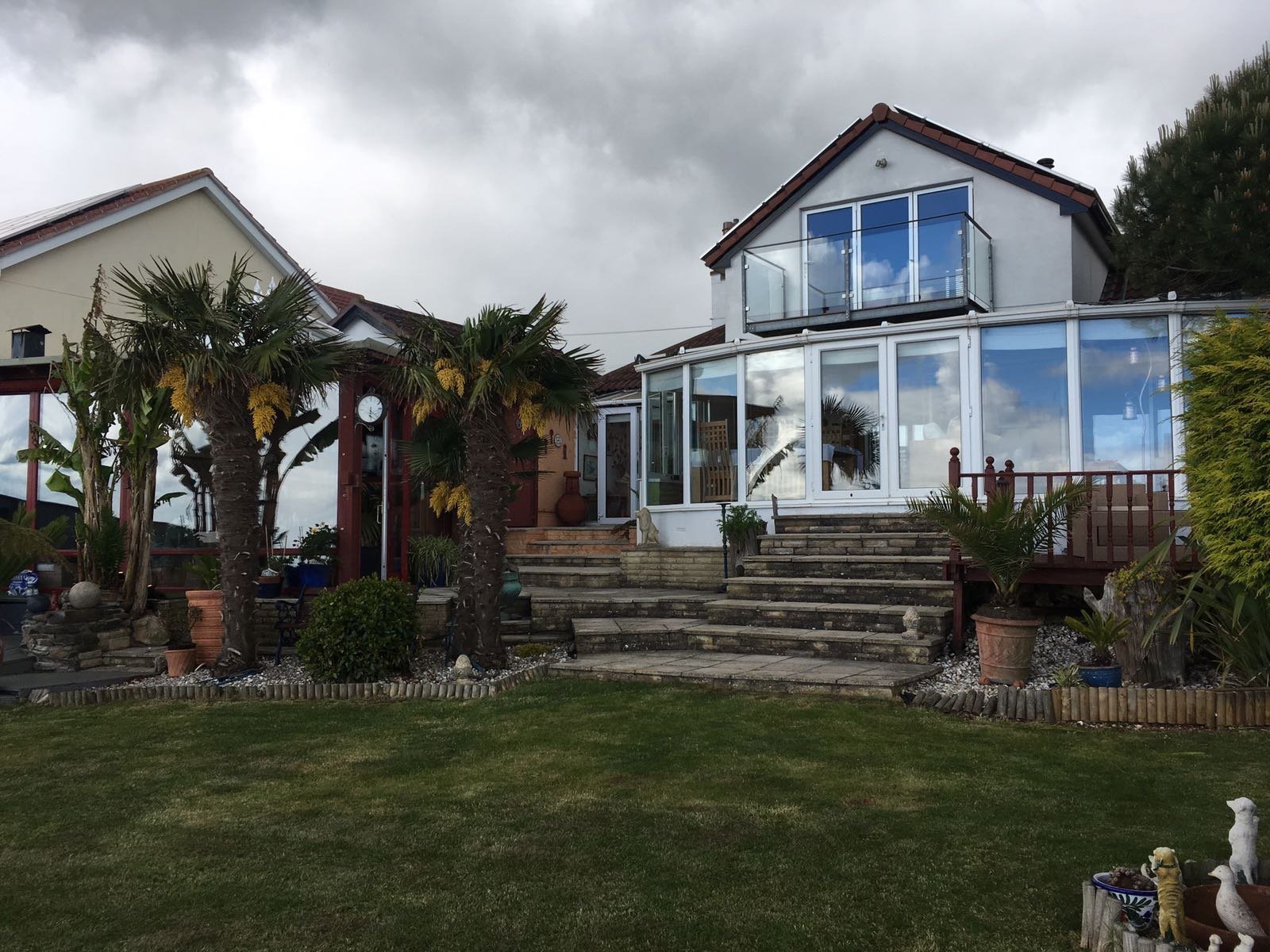 MOORINGS B & B - B&B Reviews (Teignmouth, Devon)