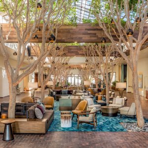 Portola Hotel &amp; Spa at Monterey Bay, hotel in Monterey