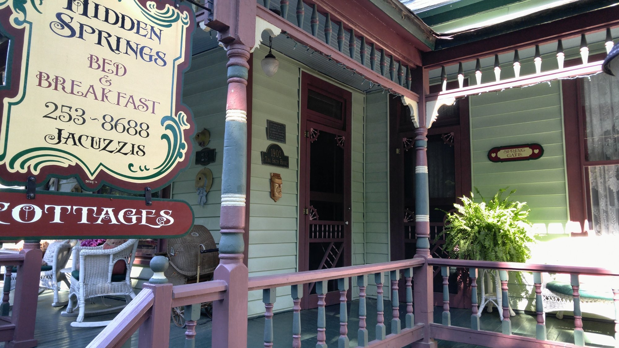 HIDDEN SPRINGS BED AND BREAKFAST (Eureka Springs) - B&B Reviews, Photos ...