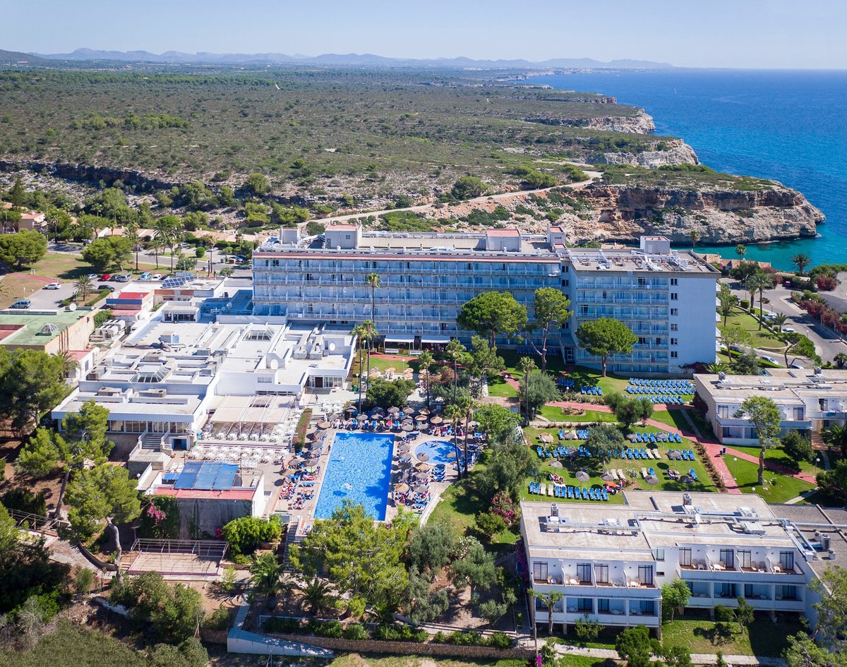 ALUASUN CALA ANTENA - Updated 2022 Prices & Resort (All-Inclusive ...