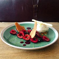 Cerises crues et amarena - Glace Yaourt - Citron vert