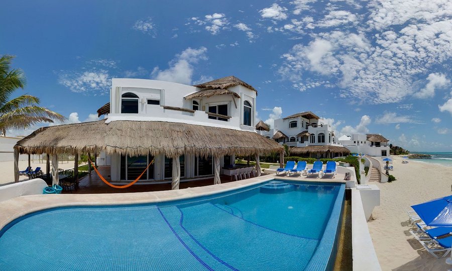 Villa Canteena's Pool