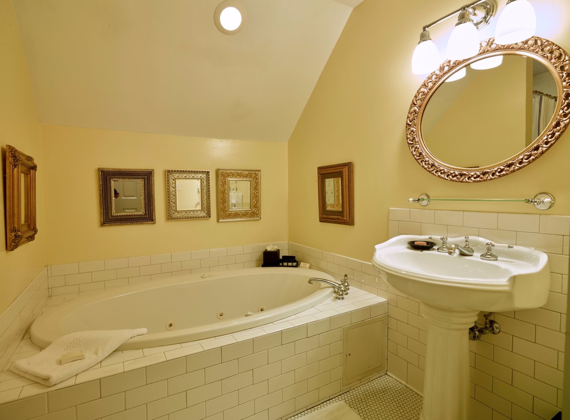 The Kendall Hotel by null