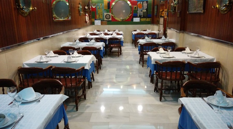 SALÓN COMEDOR INTERIOR