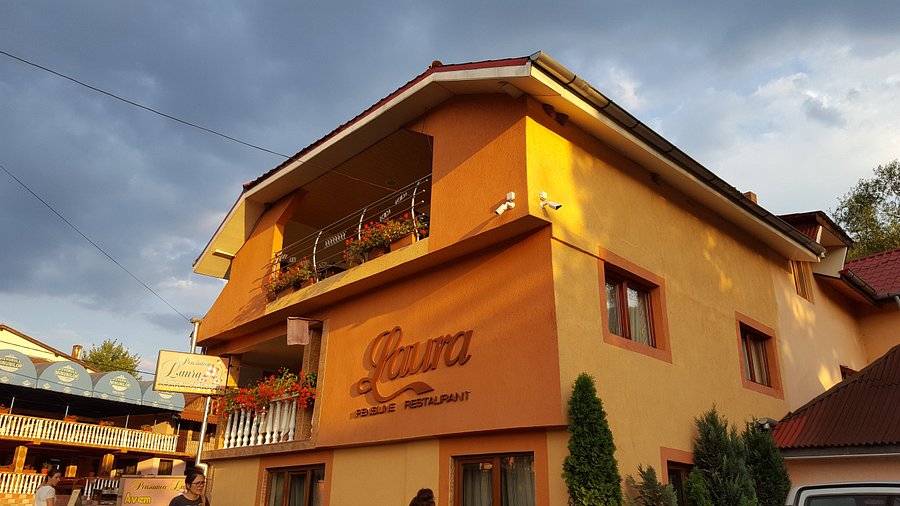 PENSIUNEA LAURA - Prices & Guest house Reviews (Chiscau, Romania) - Tripadvisor