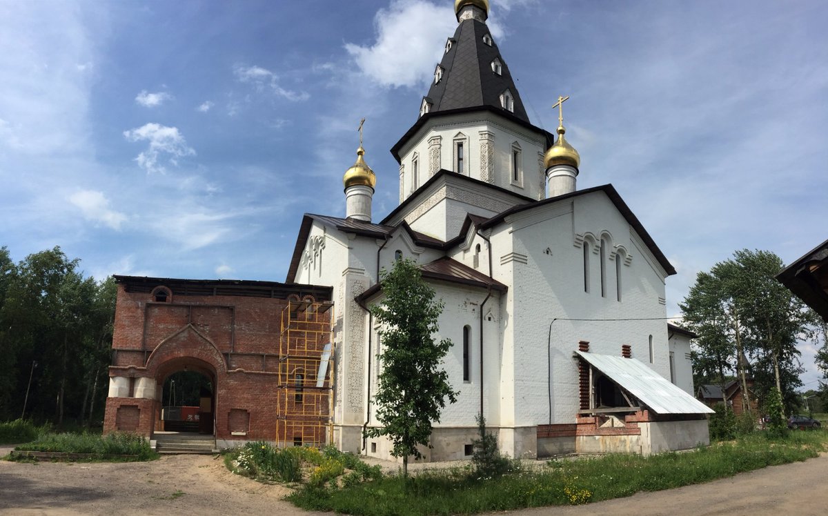 Храм блаженной Ксении Петербургской, Медвежьи Озера: лучшие советы перед  посещением - Tripadvisor