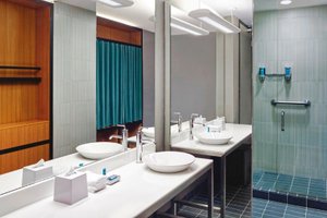 Room & Suite