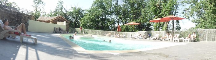 Avis et photos de la piscine de l'Village de Gîtes Saint Roman de ...