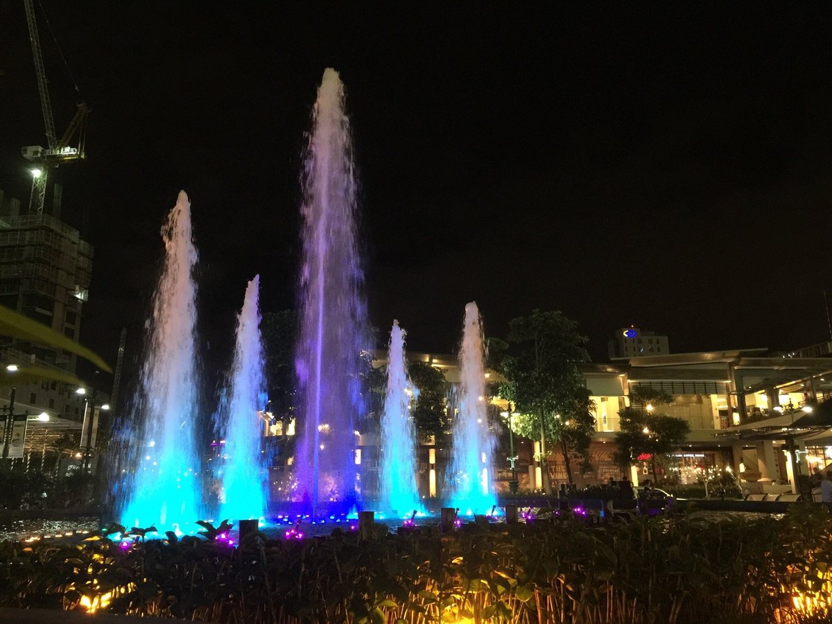 22年 Uptown Place Mall 行く前に 見どころをチェック トリップアドバイザー