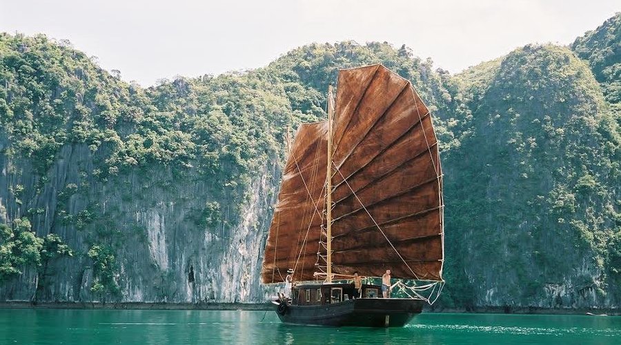 Catba sailing boats - Junks of Indochina