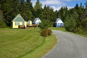 Fundy Highlands Motel & Chalets in Alma