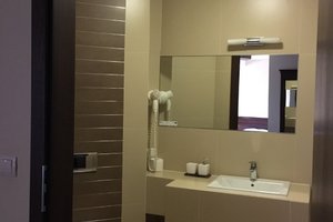 Room & Suite