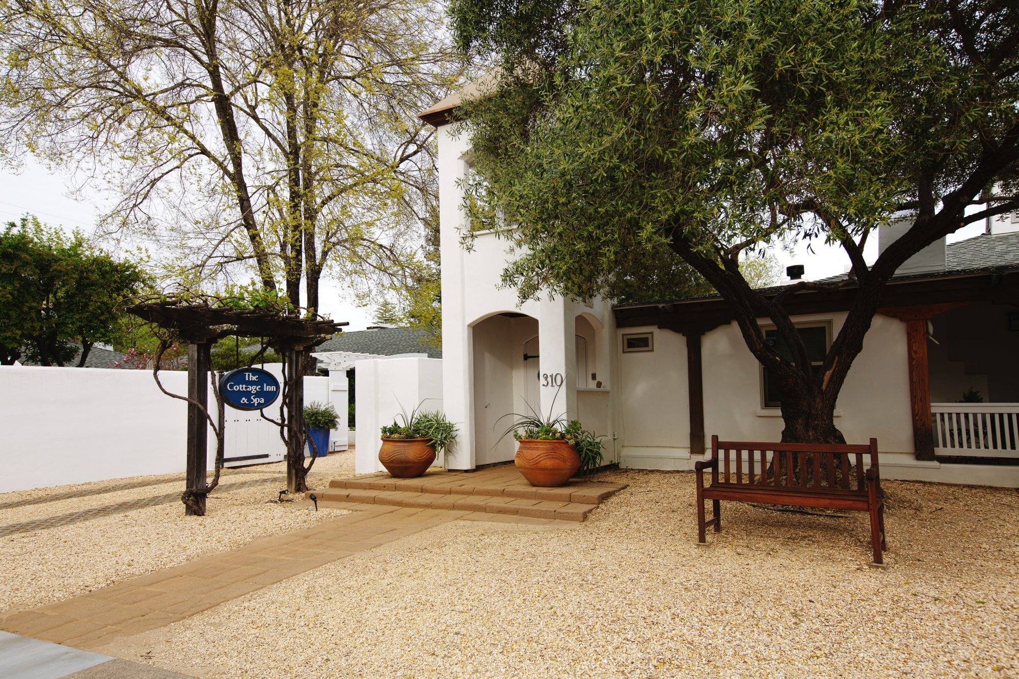Cottage Inn & Spa by null