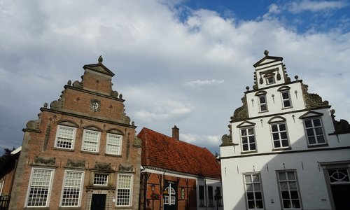 MUSEUM HET PALTHE-HUIS(LINKS) OLDENZAAL