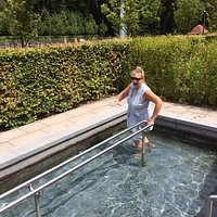 great for the feet! Icy cold foot bathes