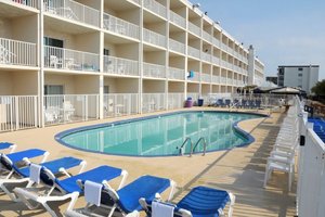 Piscine et plage