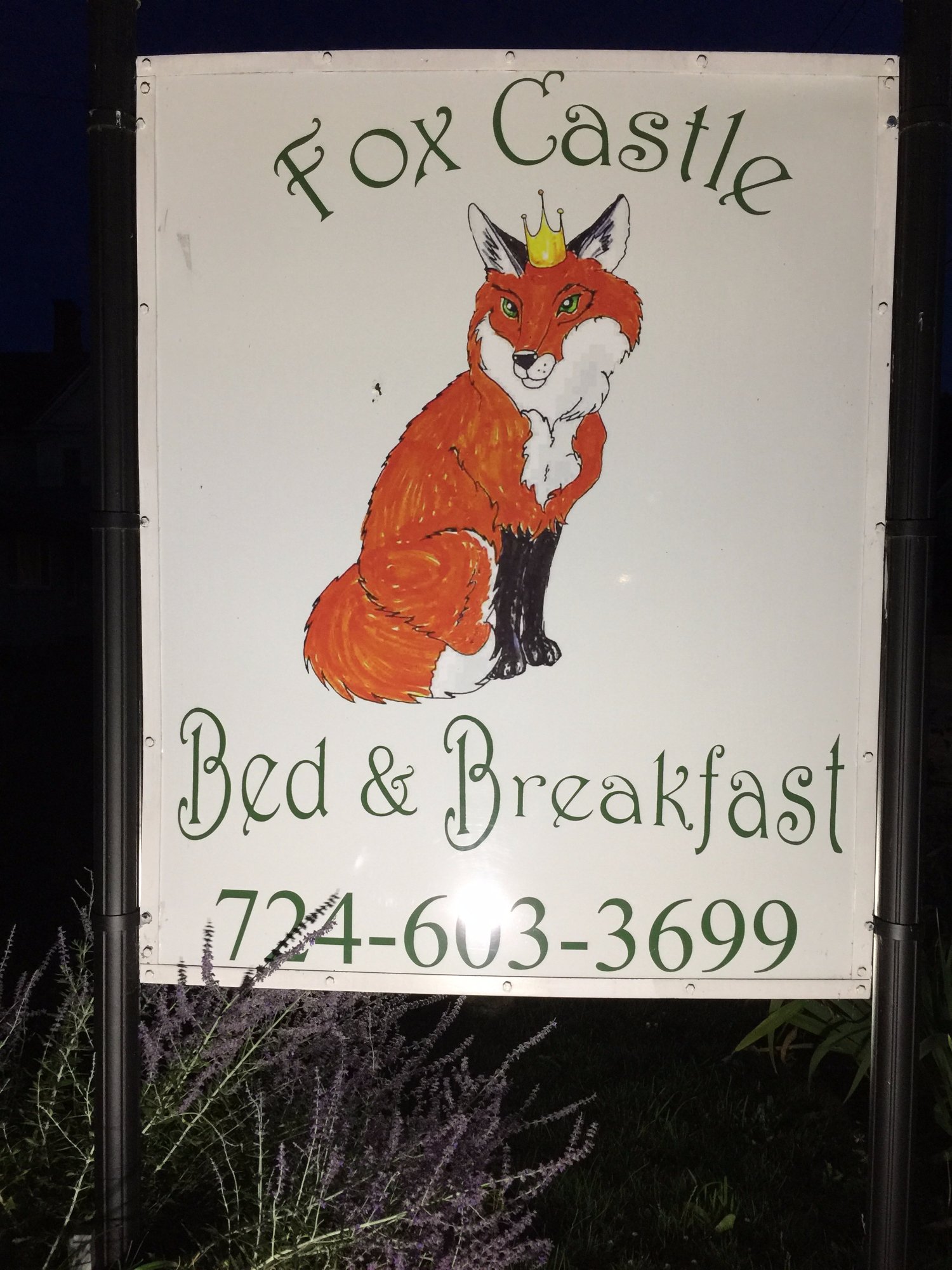 FOX CASTLE BED AND BREAKFAST - B&B Reviews (Connellsville, PA)