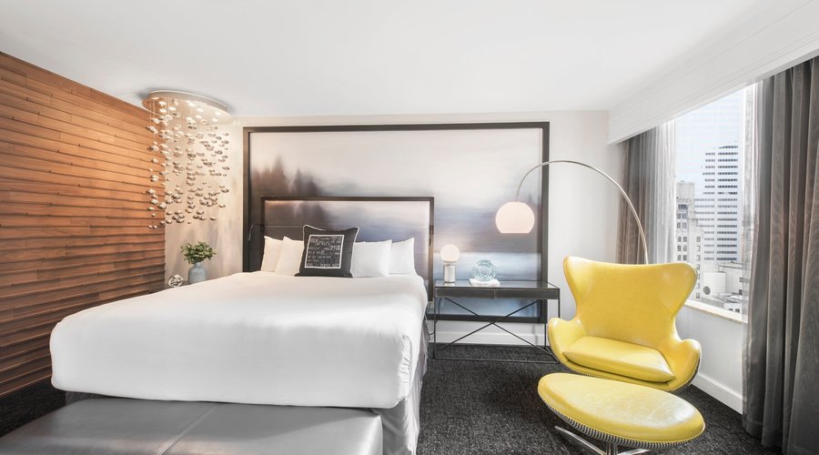 Signature Water View King Bedroom