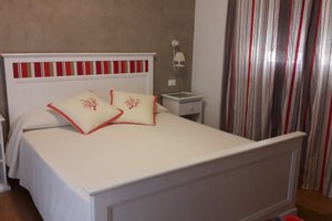 Room & Suite
