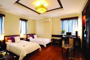 Room & Suite
