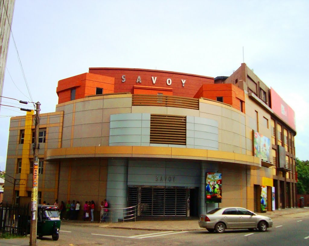 Savoy cheap premiere cinema