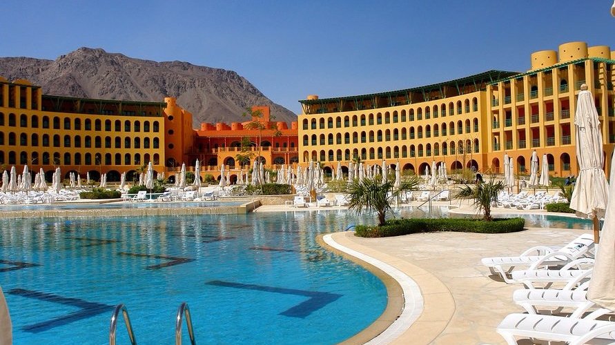 Pool area 