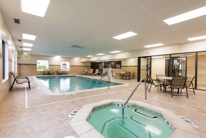 Hampton Inn Port Huron Pool Pictures & Reviews - Tripadvisor