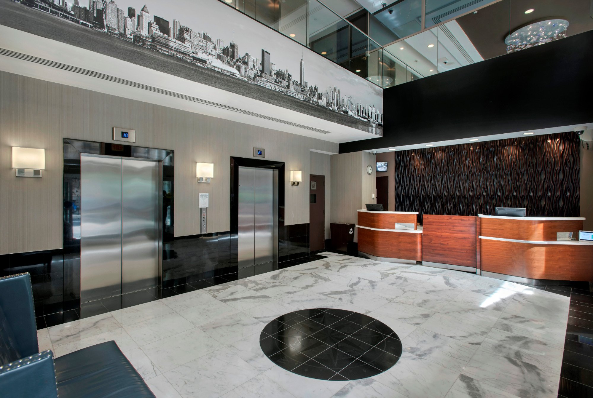 Hotel photo 7 of Courtyard New York Manhattan / Fifth Avenue.