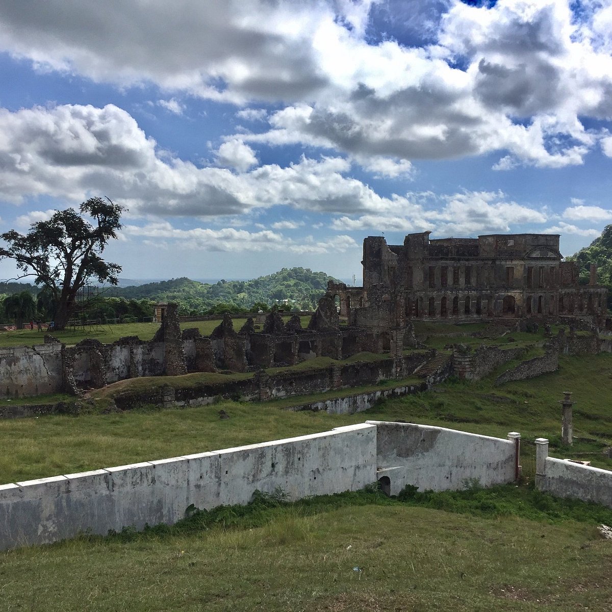 CITADELLE LAFERRIERRE, PALAIS SANS-SOUCI : TRESORS INTEMPORELS – SAKAPFET  OKAP