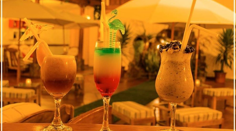 COCTELES T TRAGOS EXOTICOS DE LA REGION, PREPARADOS EN CASA