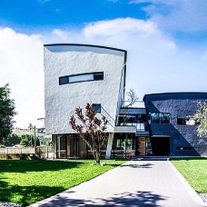 兜 Dou House 旅店白天外觀