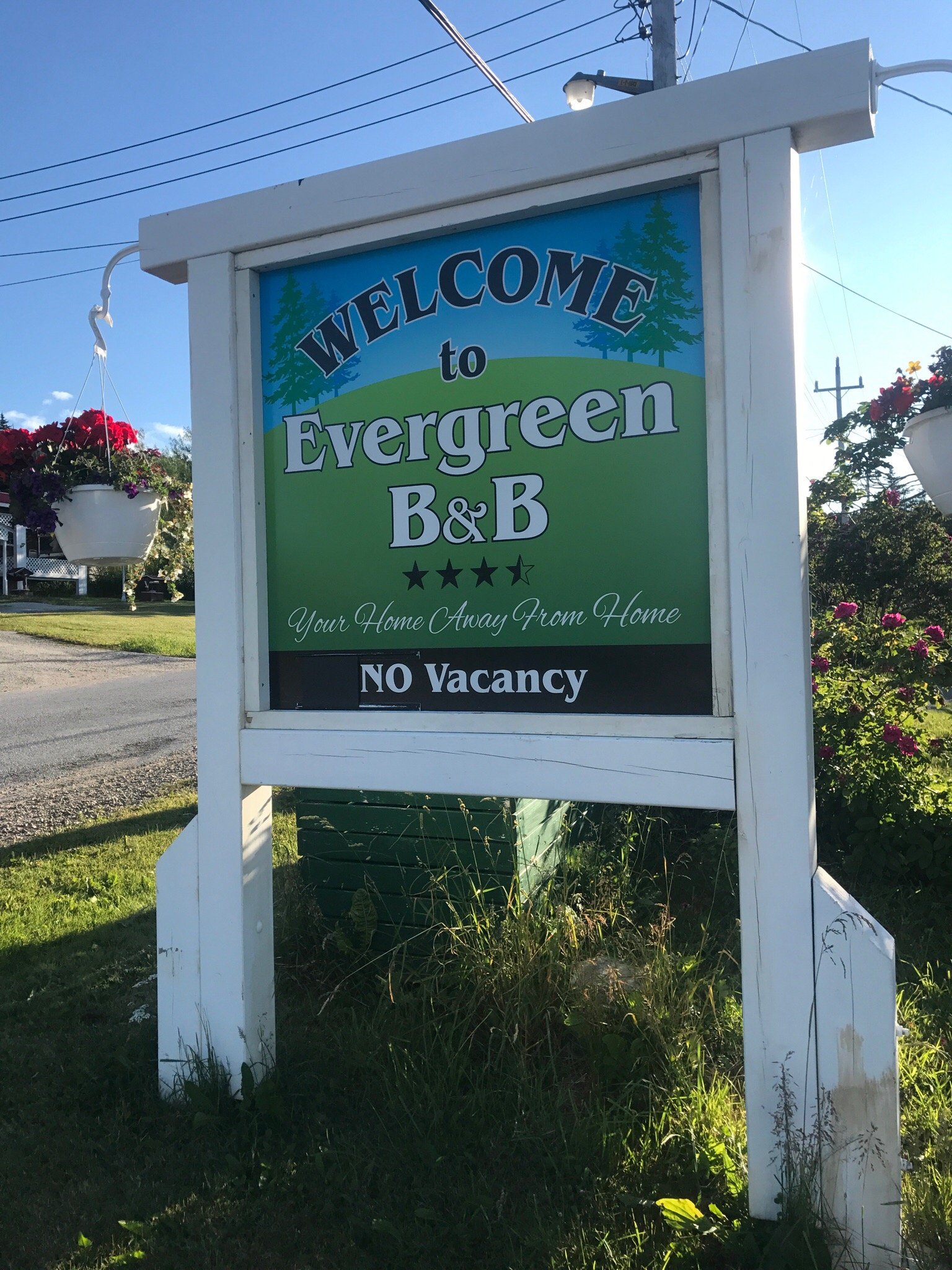 EVERGREEN BED & BREAKFAST - B&B Reviews (Rocky Harbour, Newfoundland)