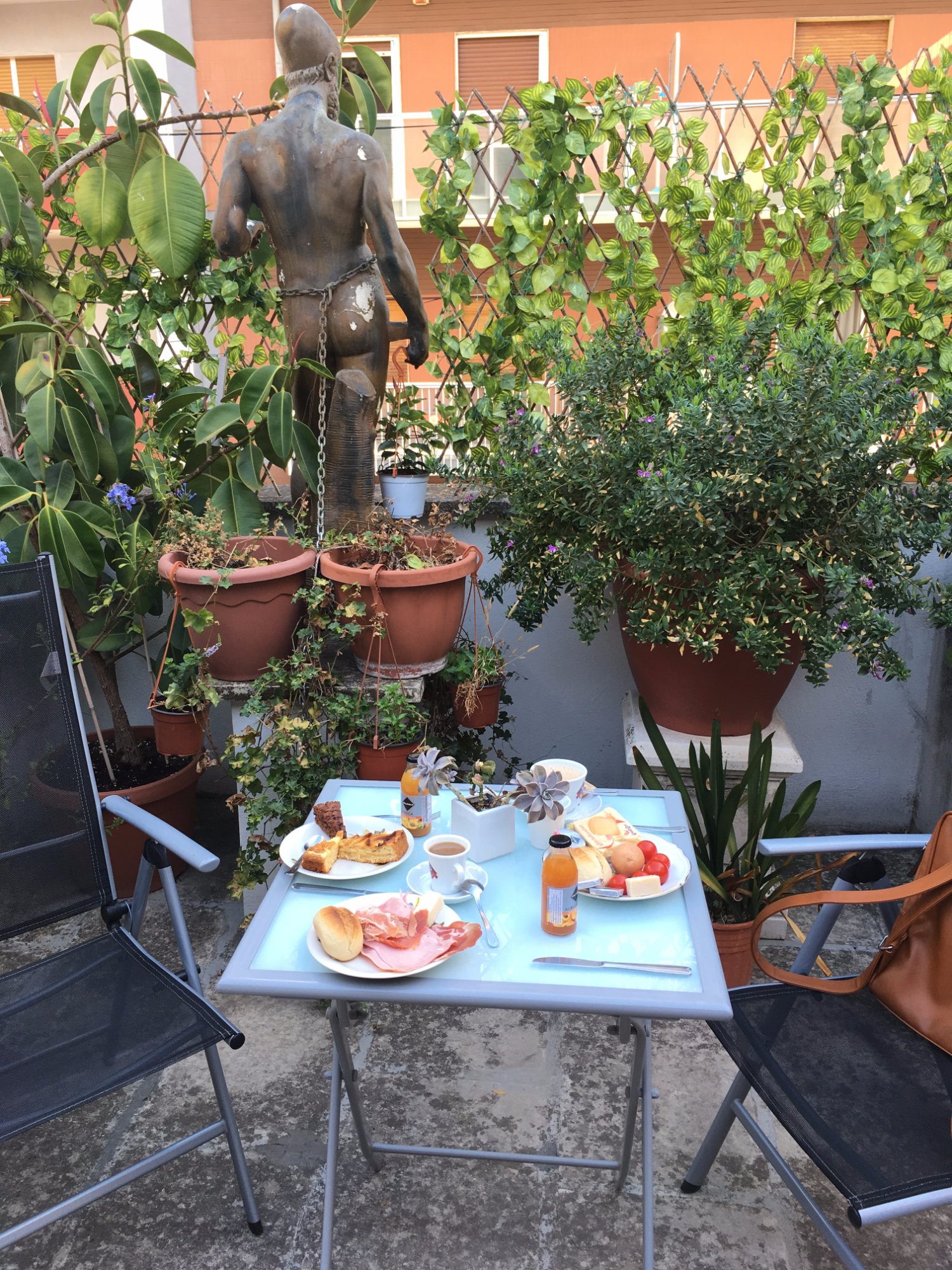 BED & BREAKFAST OZ B&B (Bari, Italie) : Tarifs 2024 Et 6 Avis