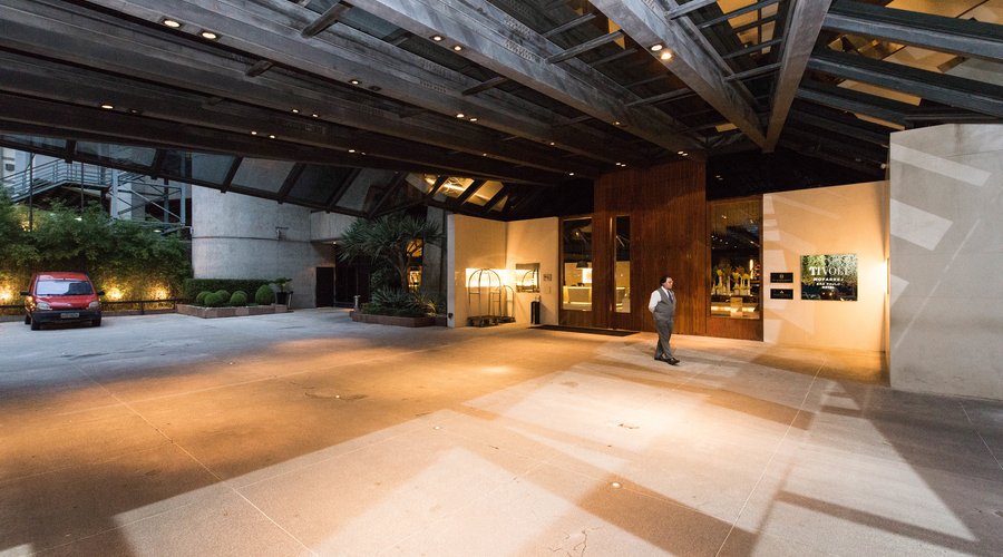 Entrance at the Tivoli Mofarrej - São Paulo