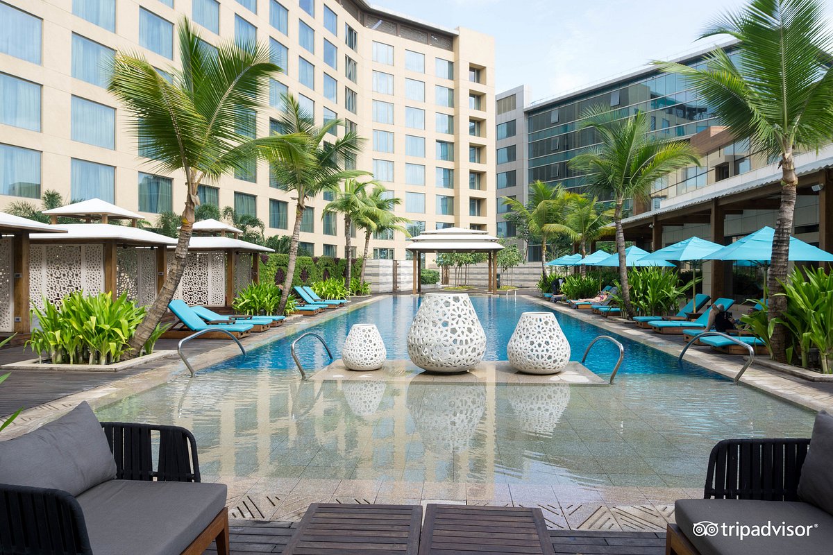 Jw Marriott Mumbai Sahar Pool Pictures And Reviews Tripadvisor