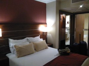 Room & Suite