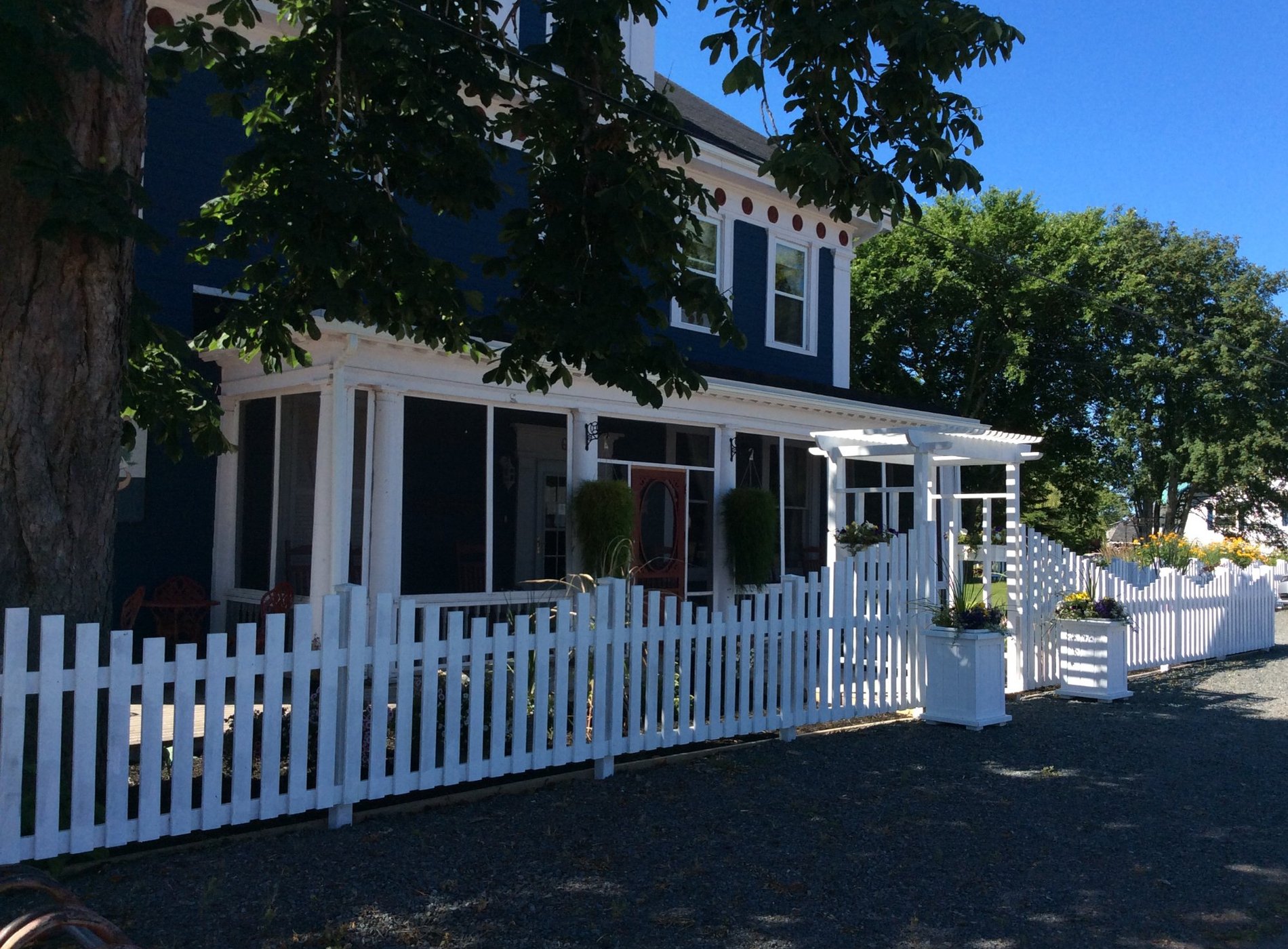 The Georgetown Inn & Restaurant by null