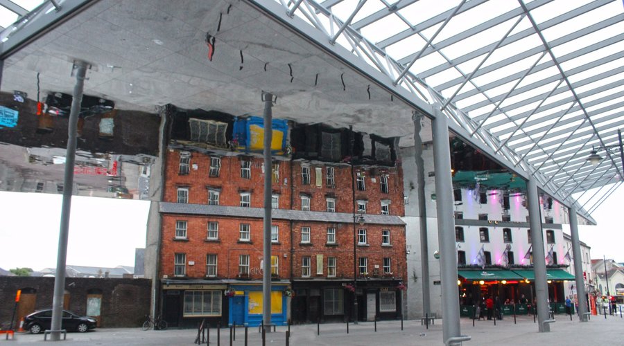 New Apple Market Roof