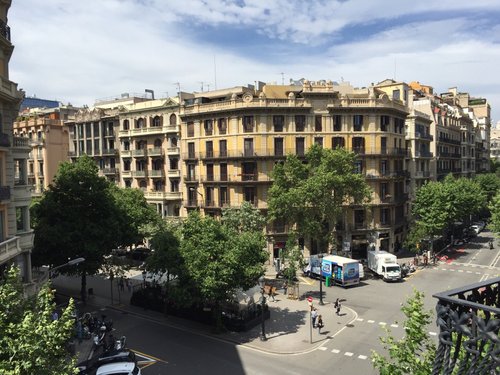 BCN Rambla Catalunya Apartments image