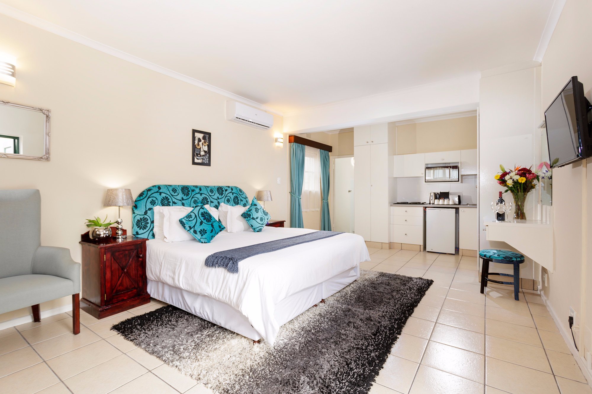 Best Western Cape Suites Hotel Rooms: Pictures & Reviews - Tripadvisor